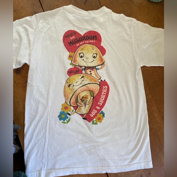 40s & Shorties mushroom graphic tshirt - Picture 2 of 4